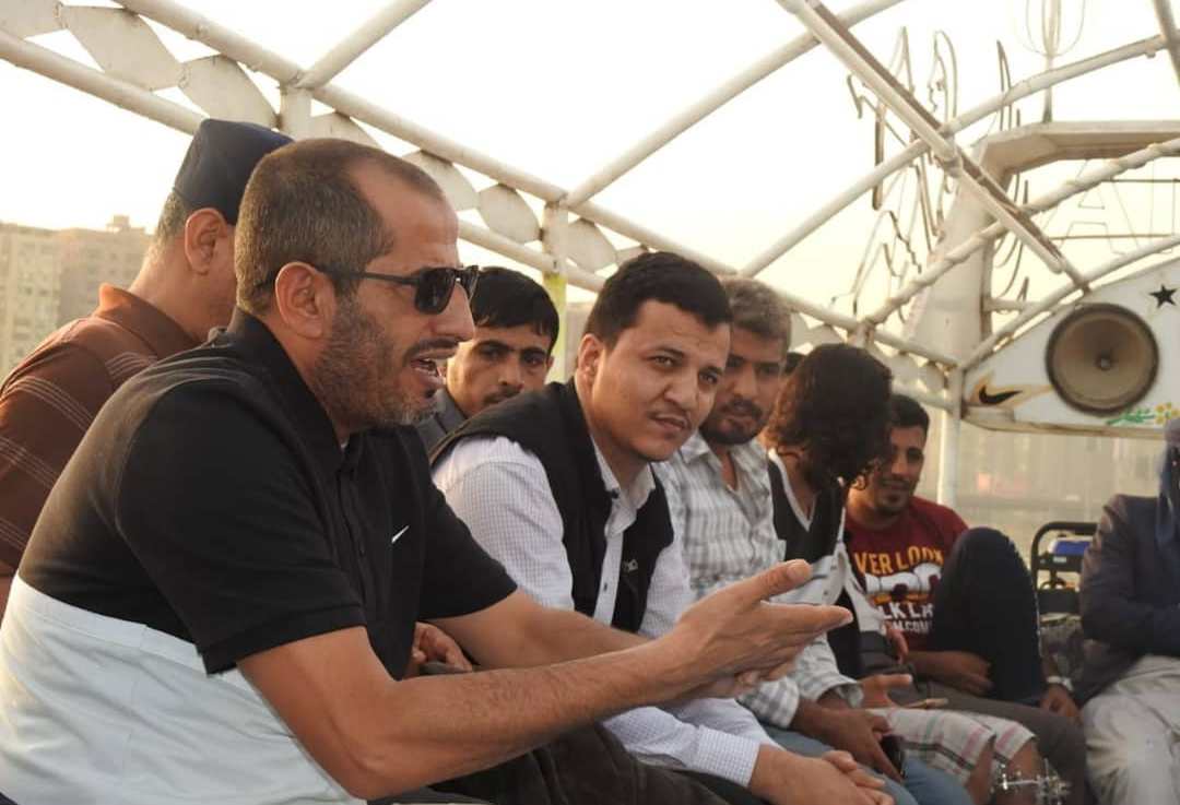 قائد المنطقة الخامسة يتفقد جرحى المنطقة الذين يتلقون العلاج في&nbsp;مصر