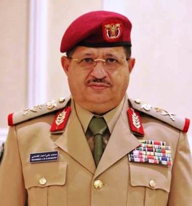 وزير الدفاع يعزي في وفاة الشيخ بن&nbsp;معيلي