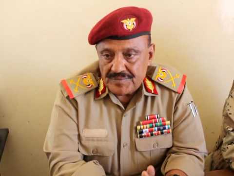 قائد المنطقة العسكرية الرابعة يزور أبطال الجيش الوطني في جبهات&nbsp;الضالع